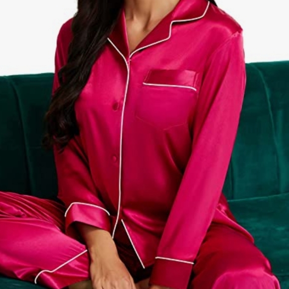 Red silk satin pjs with white piping. Brand new. Great for Christmas, valentine - Picture 3 of 6